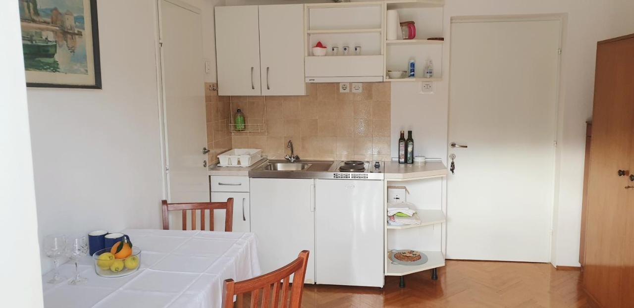 ستاري غراد Apartments Lucija المظهر الخارجي الصورة